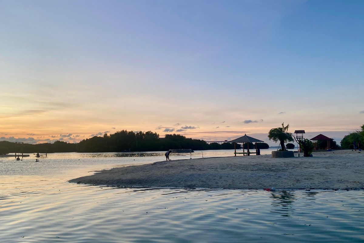 Adu Rayu Pramono Anung dan Ridwan Kamil di Kepulauan Seribu...