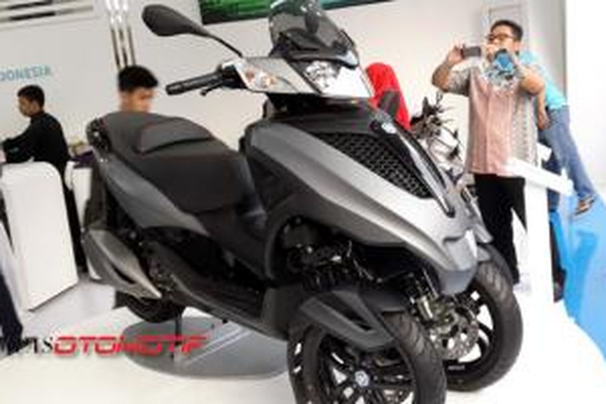 Piaggio MP3 kini punya pilihan mesin lebih besar, 300cc.