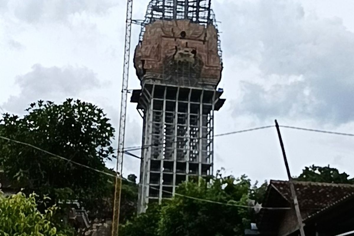 Monumen Reog dan Museum Peradaban (MRMP) yang berada di bukit kapur Kecamatan Sampung. Dinas Kebudayaan, Pariwisata, Pemuda dan Olahraga (Disbudparpora) Ponorogo, Jawa Timur mulai mengumpulkan artefak, arca dan berbagai benda peninggalan kerajaan serta peninggalan boneculture, kebudayaan manusia purba yang menggunakan alat-alat tulang pada zaman Mesolitikum yang ditemukan di Ponorogo untuk mengisi museum Monumen Reog dan Museum Peradaban (MRMP).