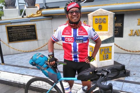 Demi PSS, Pria Ini Rela Bersepeda Sleman-Bogor