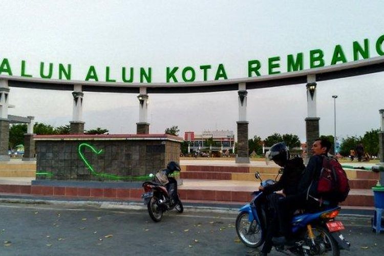 Alun-alun Rembang.