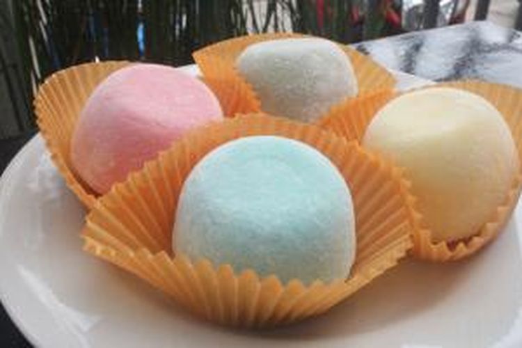 Hidangan mochi es krim di Mochilok, Bandung, Jawa Barat.