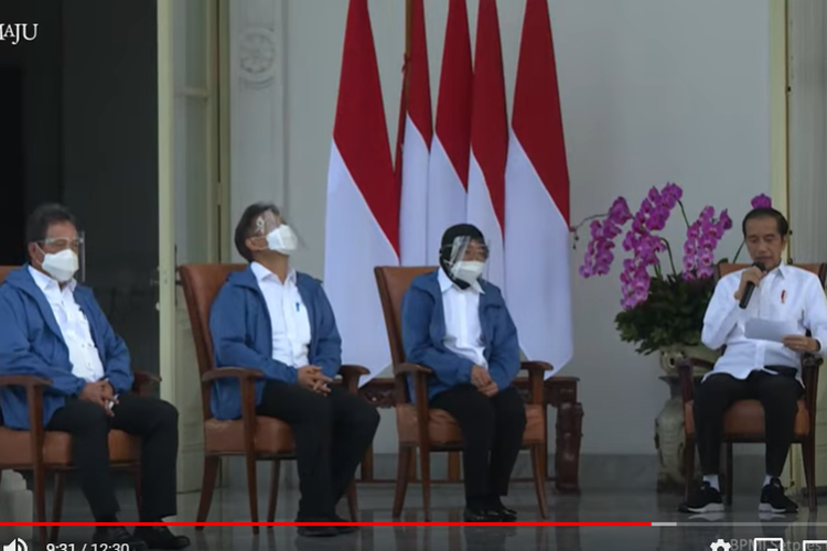 Presiden Joko Widodo melakukan perombakan kabinet (reshuffle) dengan menunjuk 6 menteri baru, Selasa (22/12/2020). 