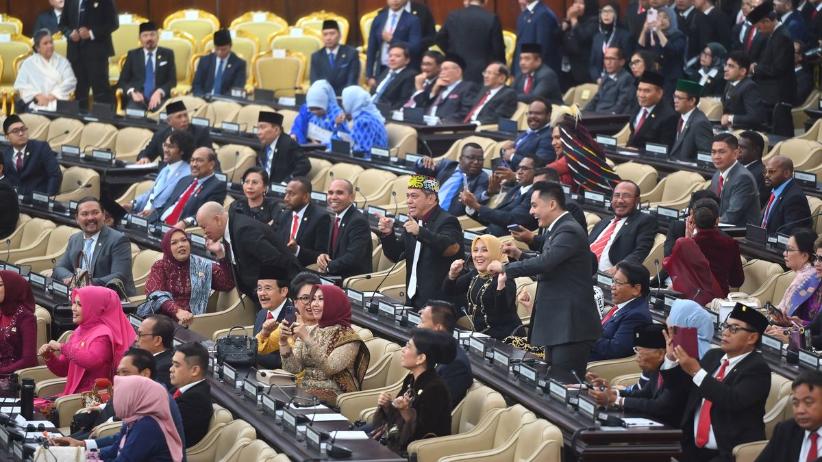 Lawmakers’ Dance After State Session Sparks Mixed Reactions