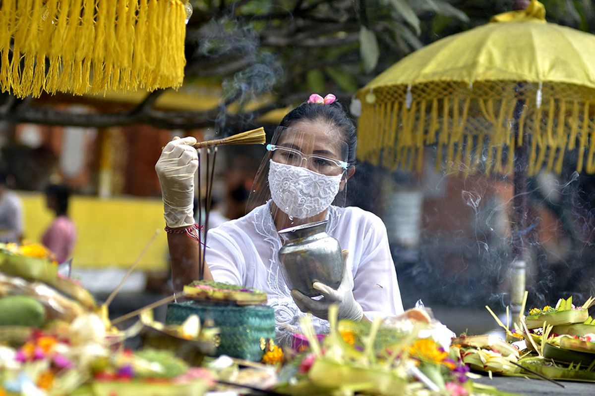 The Bali tourism scene is seeing some glimmer of hope as the domestic tourist arrivals have slowly started picking up.
