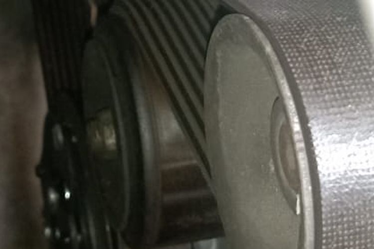 Drive belt KW terbuat dari material yang kurang bagus sehingga bisa menimbuklkan bunyi