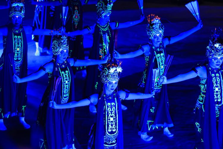 Gandrung Sewu 2026 Usung Konsep Glow in the Dark, Bidik Panggung Dunia
