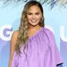 Produk Skin Care Harian Chrissy Teigen Capai Rp 11 Juta, Apa Saja?