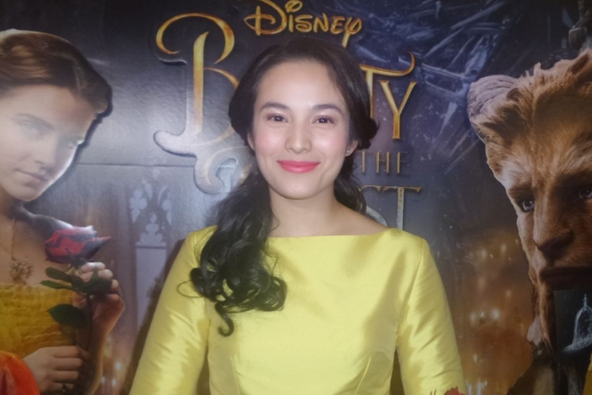 Chelsea Islan usai menghadiri pemutaran film Beauty and the Beast di XXI Lippo Mal Puri, Jakarta Barat, Rabu (15/3/2017) malam.