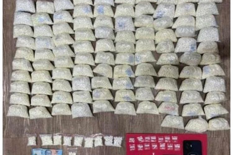 Miliki 104.961 Butir Pil Koplo, Pemuda di Pasuruan Ditangkap di Kamar Kos