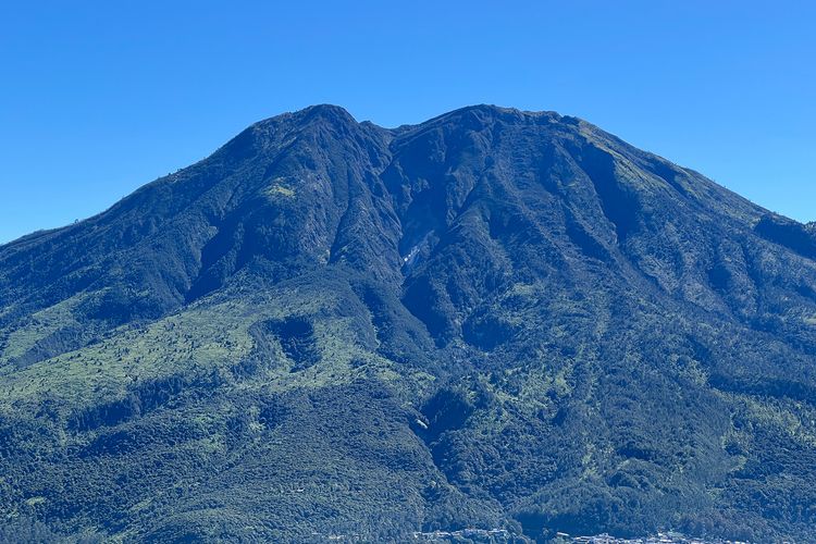 Buntut Kericuhan di Puncak Lawu, Pendaki Gunung Lawu Kini Wajib Pakai Pemandu Lokal 