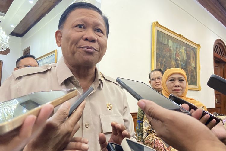 Pemerintah Bakal Bangun Tanggul Laut Raksasa di Tuban, Gresik dan Lamongan