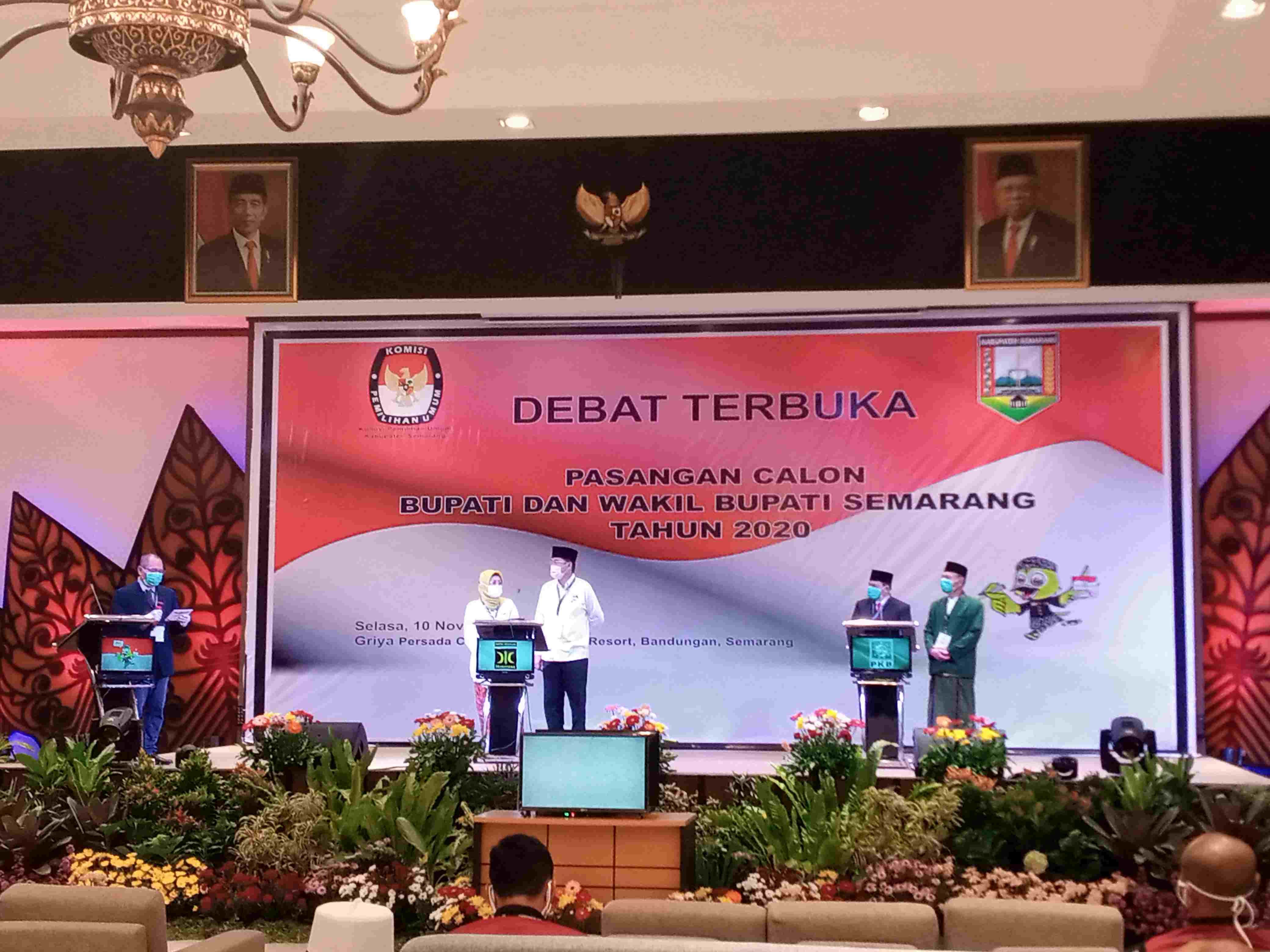 Debat Paslon Kabupaten Semarang, Bison Pamer 7 Program, Ngebas Punya 64 Program