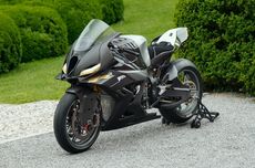 BMW Motorrad Perkenalkan Concept RR, Superbike Masa Depan