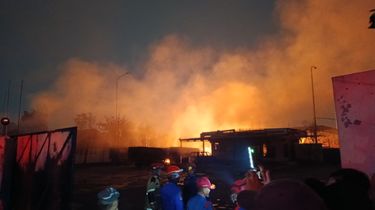 SPBE Cimuning Bekasi Kebakaran, 10 Orang Luka Bakar di Atas 50 Persen