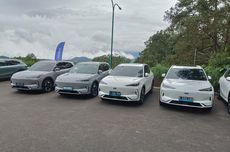 Perjuangan Joris Arungi Banjir demi Selamatkan Istri yang Hamil di Agam