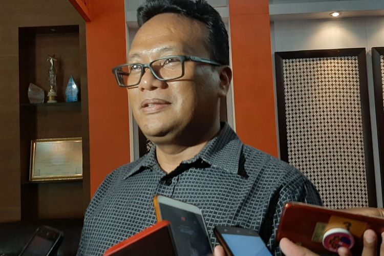Ketua Bawaslu Jawa Tengah Fajar Saka