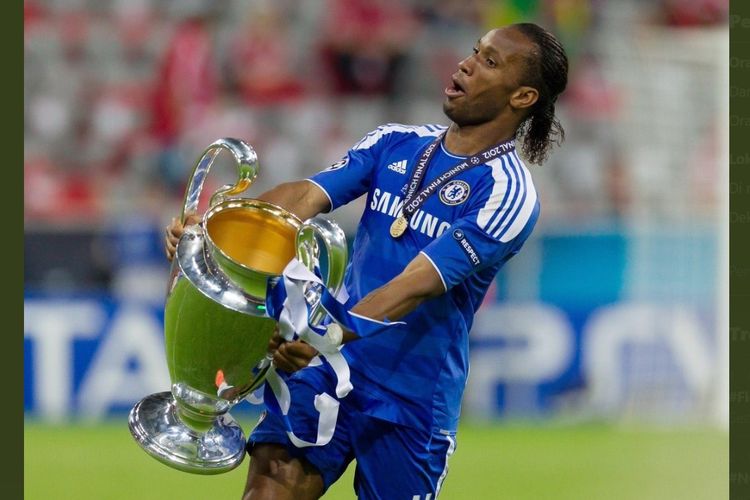 Didier Drogba mengantarkan Chelsea juara Liga Champions 2011-2012.