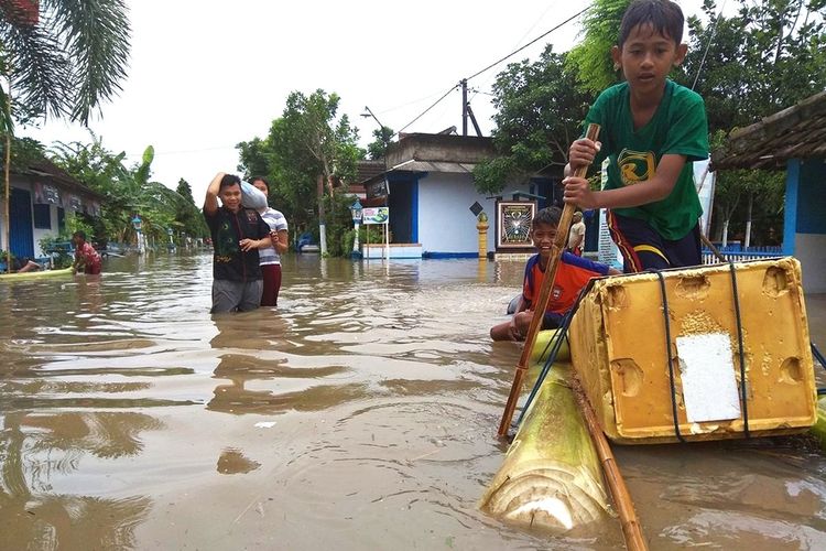 Cerita Mariyono Galang Kepedulian Menghadapi Banjir Tahunan di Magetan