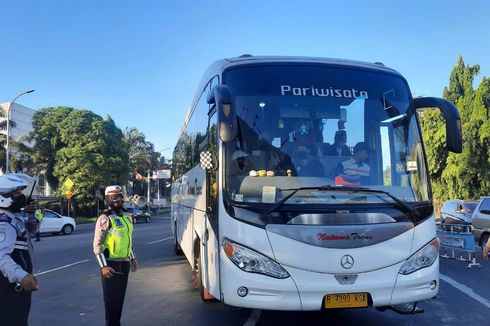 Polres Metro Bekasi Putar Balik Bus yang Bergerak Menuju Reuni 212