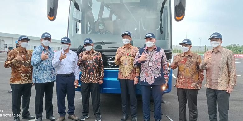 Hino resmikan Hino Total Support Training Center (HTSCC) serta memulai Hino Telematic Safety Driving Competition 