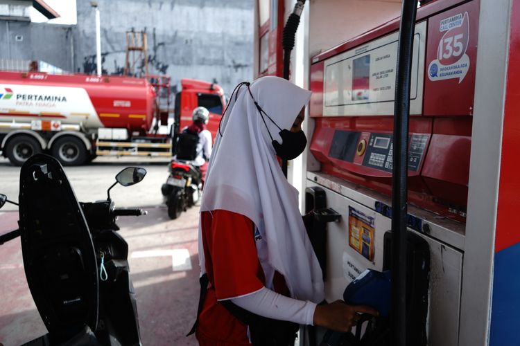 Isu Pembatasan Pertalite Mengemuka, Ekonom Soroti Ruang Fiskal dan Subsidi