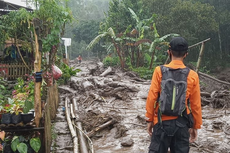 Banjir Bandang di Puncak Bogor Jawa Barat Selasa (19/1/2021).
