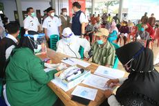 150.000 Lansia di Banyuwangi Akan Disuntik Vaksin AstraZeneca, Ditargetkan Selesai Juni