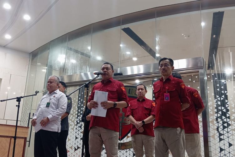 Bos Buzzer Sempat Rusak HP Sebelum Ditetapkan Tersangka oleh Kejagung 