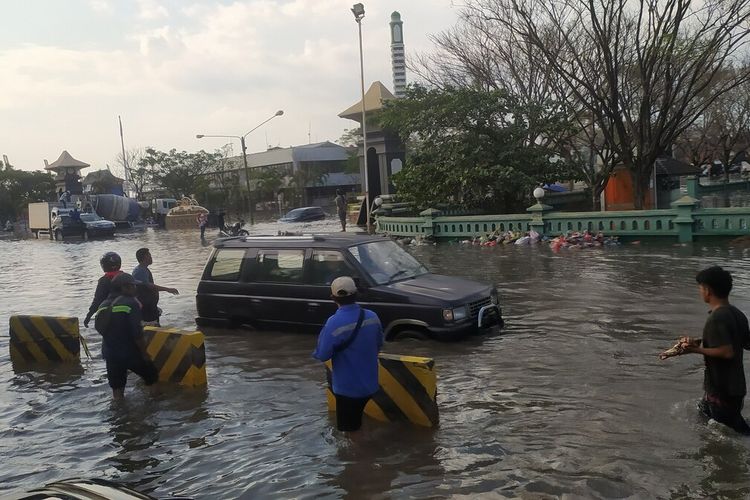 Rob di kawasan Tanjung Emas, Semarang Utara, Kota Semarang