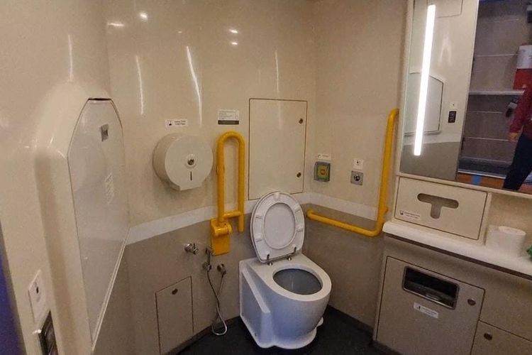 Intip Perbedaan 2 Rangkaian Kereta Cepat JakartaBandung