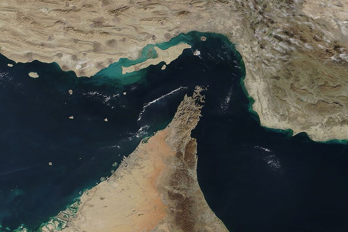 Iran Buka Akses Terbatas di Selat Hormuz, Tapi Blokir Negara Pendukung Perang