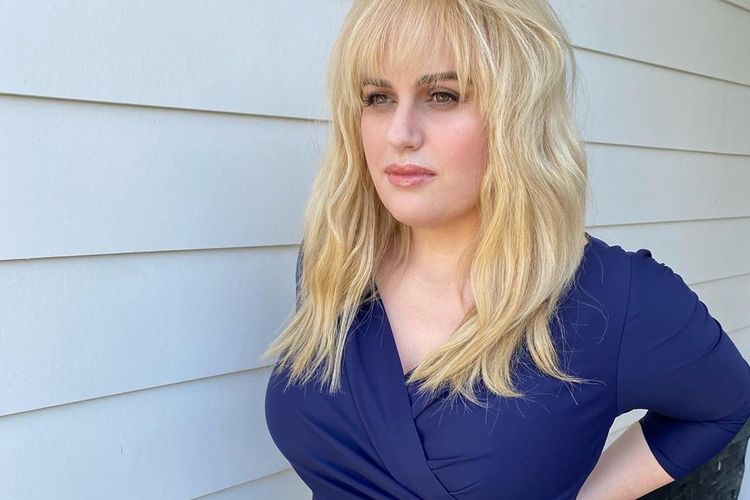 Aktris Rebel Wilson dikabarkan berhasil turun bobot nyaris 20kg karena menjalani Diet Mayr.