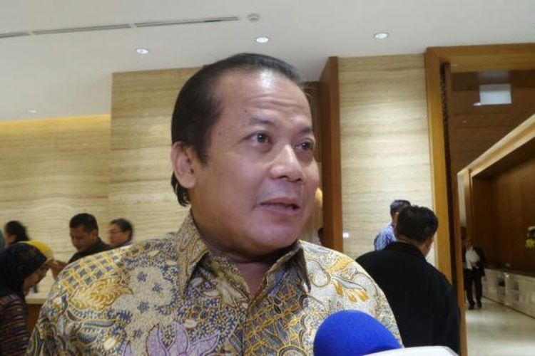 Wakil Ketua DPR RI Taufik Kurniawan di Kompleks Parlemen, Senayan, Jakarta, Rabu (1/2/2017).