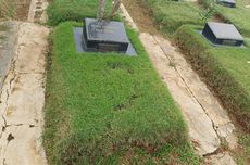 Makam Olga Syahputra Jadi Ladang Rezeki bagi Pekerja Bersih-bersih