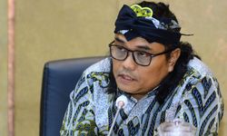 Siswi Hilang Ingatan Usai Makan MBG di Karo, DPR Desak Audit Total dan Tindak Tegas SPPG