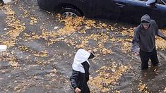 Hujan Deras 2 Jam Sebabkan Banjir New York, Kota Lumpuh