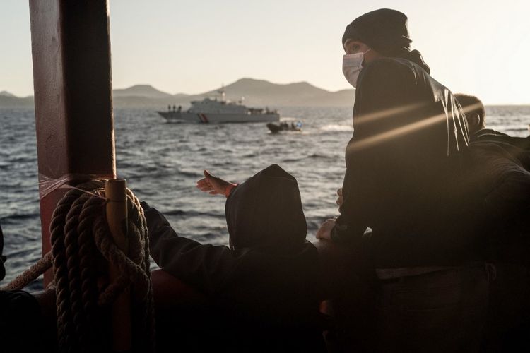 Kapal Migran Karam di Italia, Lebih dari 30 Orang Tewas