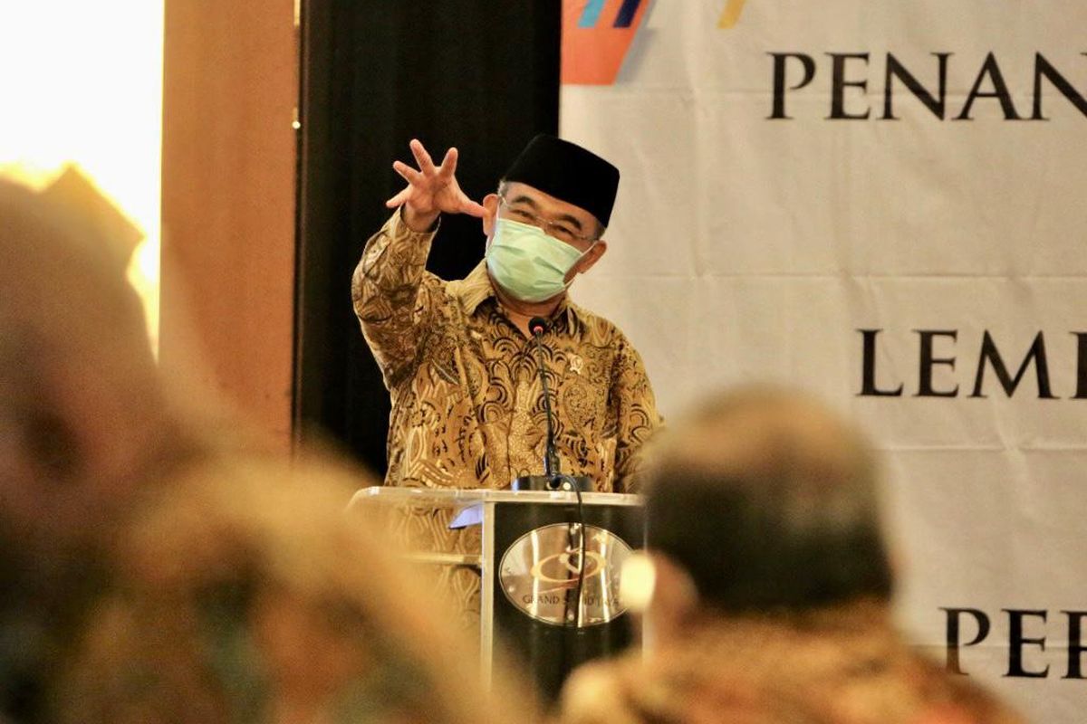 Menko PMK Muhadjir Effendy di acara Penandatanganan Nota Kesepakatan Bersama Antara Lembaga Sensor Film Republik Indonesia (LSF RI) dengan Perguruan Tinggi Negeri dan Swasta, di Hotel Grand Sahid Jaya, Jakarta Pusat, Rabu (31/3/2021).