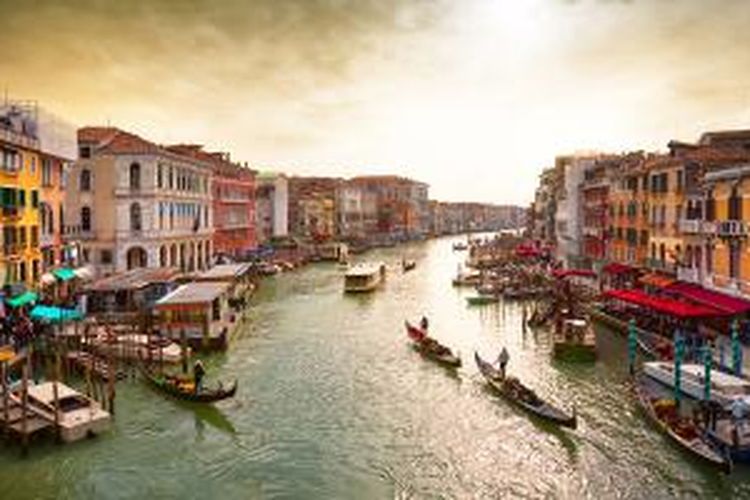 Kota Venesia di Italia.