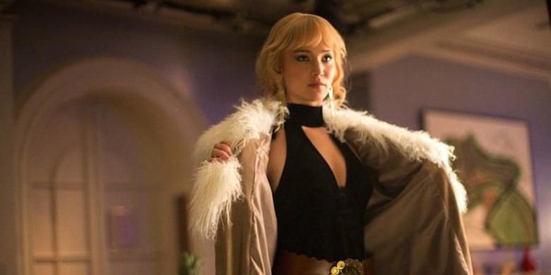 Jennifer Lawrence berperan sebagai Raven Darkholme alias  Mystique dalam X-Men: Days of Future Past (2014) 