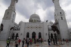 Mengenal Masjid Raya Sheikh Zayed, Hadiah Pengeran UEA untuk Jokowi