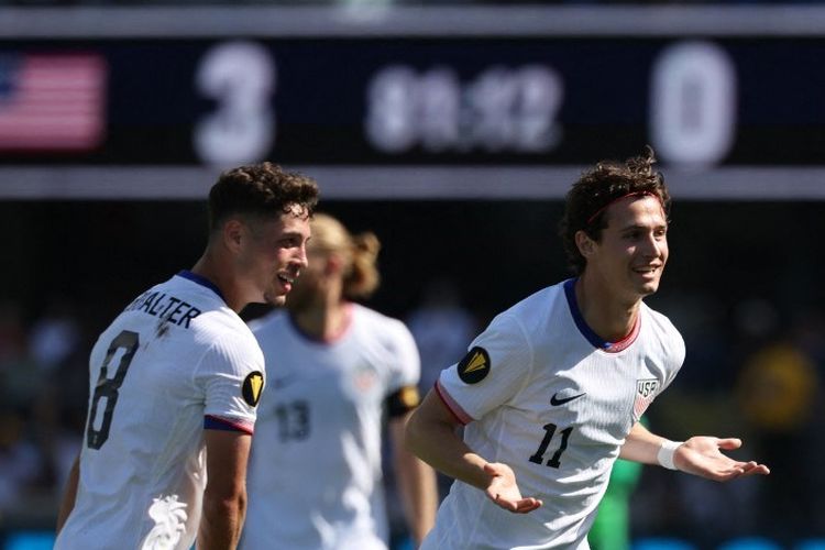 Timnas Amerika Serikat mengawali kiprah di ajang Piala Emas Concacaf 2025 dengan kemenangan meyakinkan 5-0 atas Trinidad dan Tobago, Minggu (15/6/2025) waktu setempat, di San Jose, California.