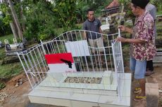 Cari Keadilan, Keluarga Pasang Papan Pistol di Makam Herman yang Tewas Ditembak Polisi