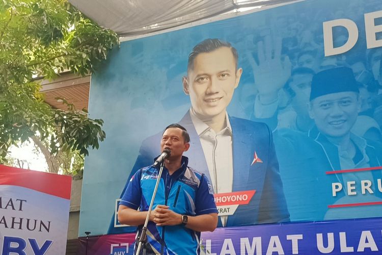 Ketua Umum Partai Demokrat, Agus Harimurti Yudhoyono (AHY) saat menyampaikan arahan pada peringatan ulang tahun ke-22 Partai Demokrat yang digelar di Kantor DPP Partai Demokrat, Jakarta Pusat, Sabtu (9/9/2023).