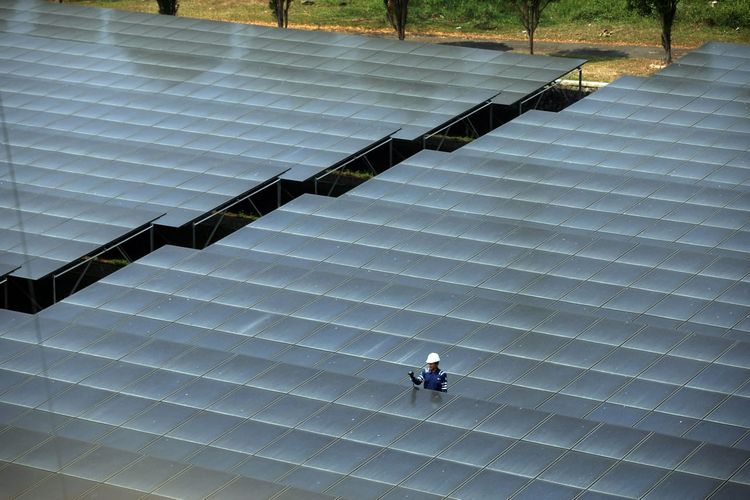 Suasana PLTS Cirata 1 MW.