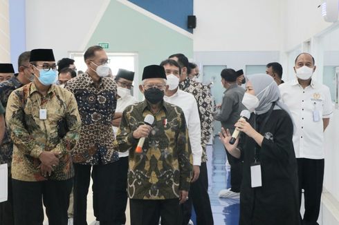 Wapres Ma'ruf Amin Tinjau Pabrik Kosmetik Halal Paragon di Tangerang