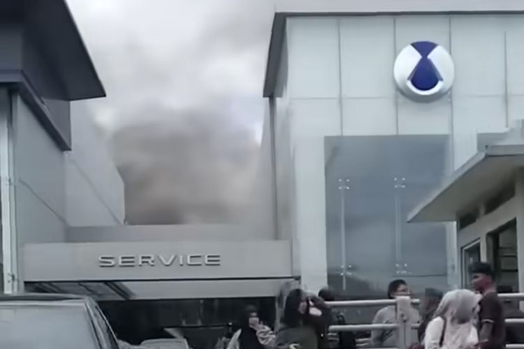 Showroom Mobil BYD Tangerang Kebakaran, Ruang Penyimpanan Hangus