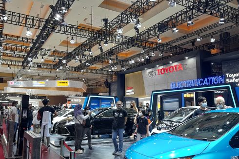 Toyota Pertimbangkan Kenaikan Harga Mobil pada Kuartal IV/2022