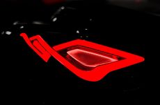 Harga Emas Pegadaian Hari Ini 10 Desember 2025: Galeri24 Turun, UBS Naik